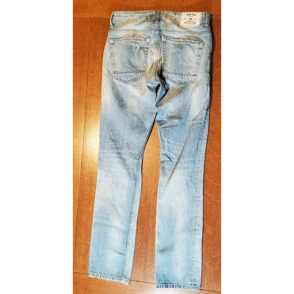 Zara Man Jeans Button Fly Distressed Holes Light‎ Blue - Men Size 29